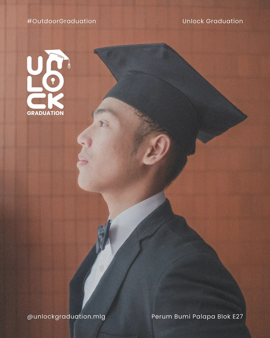 Potret profil wisudawan bertoga