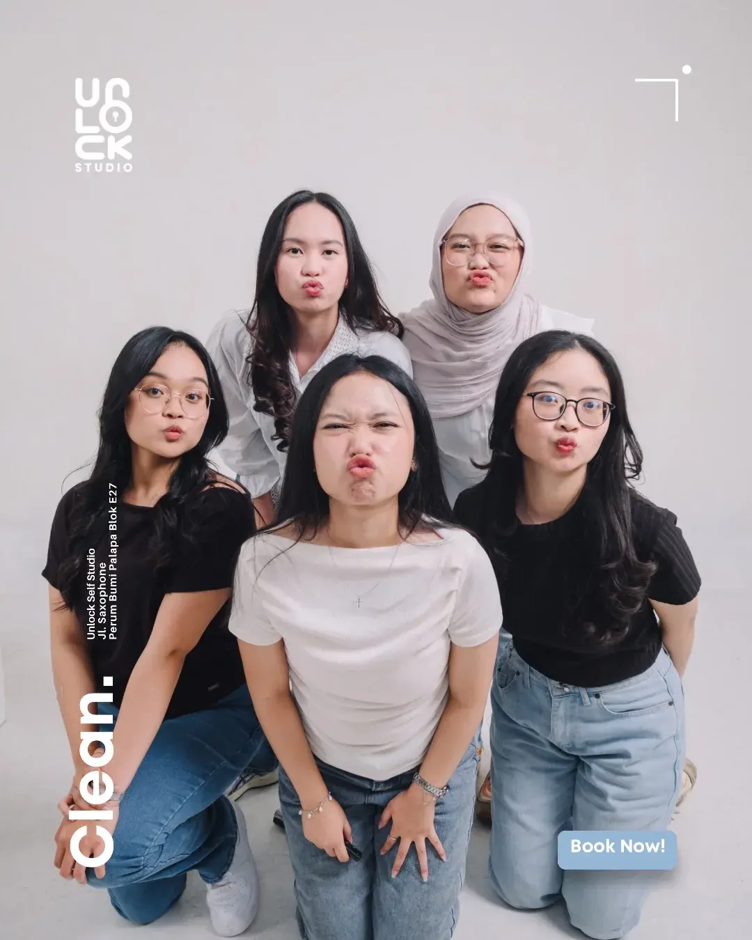 Lima sahabat bergaya ekspresif di self studio